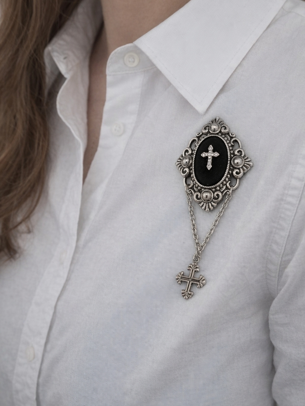 Vintage-Inspired Silver and Black Cross Brooch